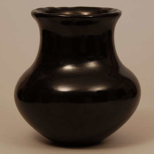 Southwest Indian Pottery Contemporary San Ildefonso Pueblo Maria