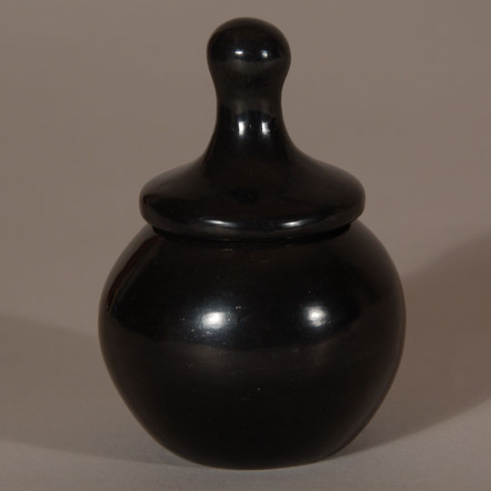 C3208M-lidded-jar.jpg