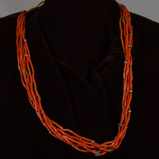 C3210O-necklace.jpg