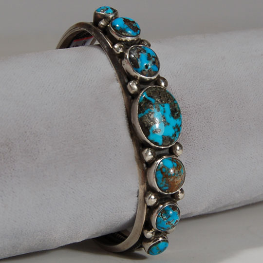 C3210G-bracelet.jpg