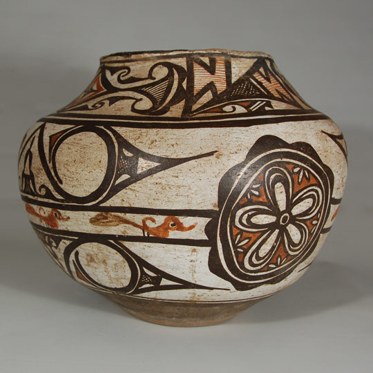 C3376-zuni-olla.jpg