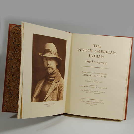 洋書 The Art and Style of Western Indian Southwest Indian Book - Edward Sheriff Curtis C3693o - Adobe