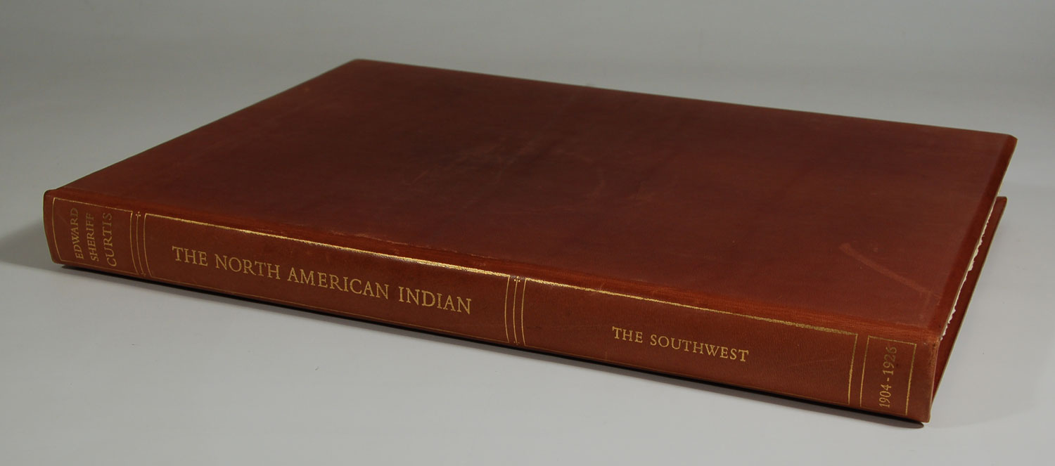 洋書 The Art and Style of Western Indian Southwest Indian Book - Edward Sheriff Curtis C3693o - Adobe