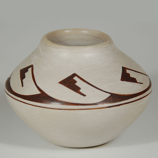 C3736J-hopi-pot.jpg