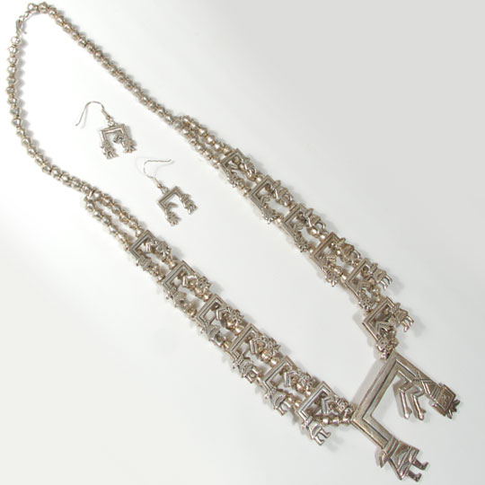 C3833-necklace.jpg