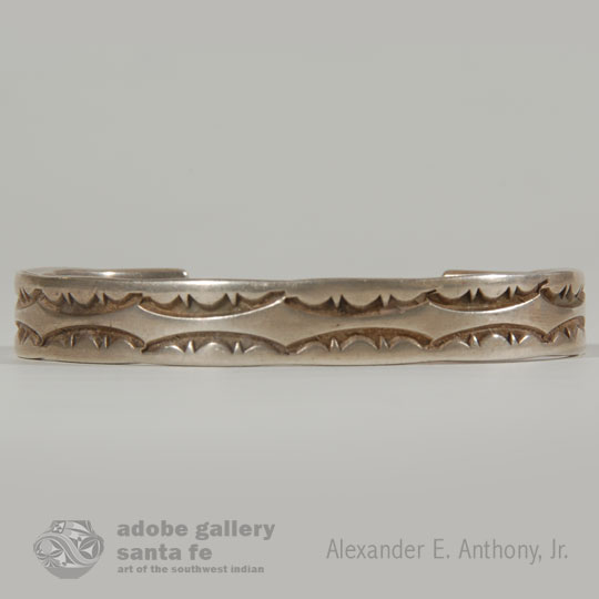 C3864-27-bracelet.jpg