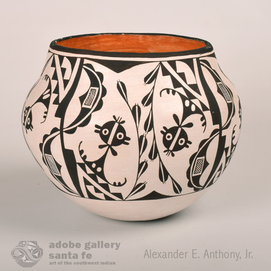 Southwest Indian Pottery C4162B - Adobe Gallery, Santa Fe