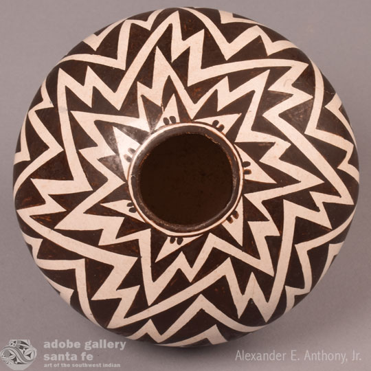 Southwest Indian Pottery C4236C - Adobe Gallery, Santa Fe