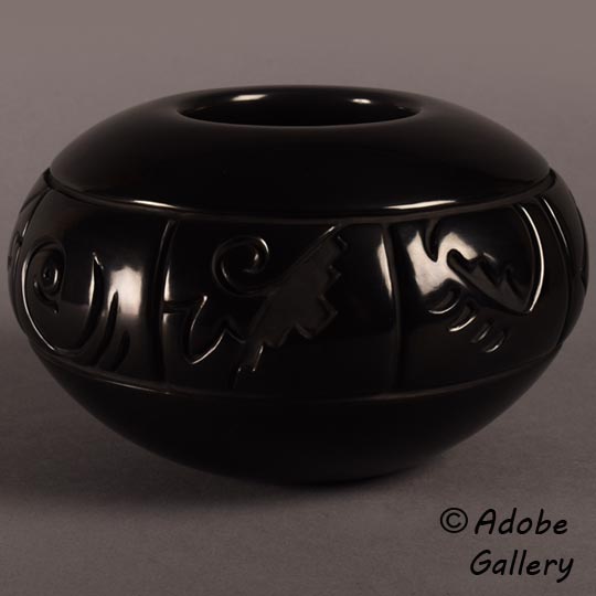 C4748K-black.jpg