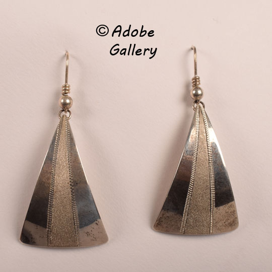 C4784H-earrings.jpg