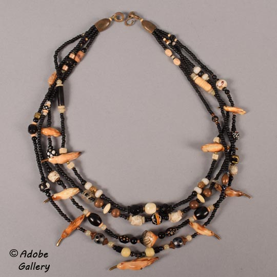 C4870A-necklace.jpg