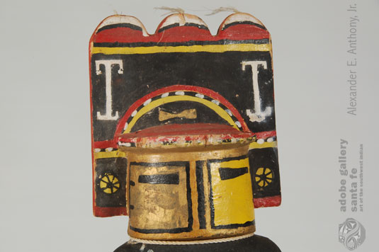 Close up view of this Kachina.