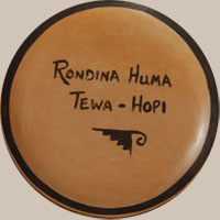 Rondina Huma signature hallmark