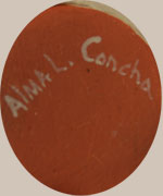 Alma Concha  | Taos Pueblo | Southwest Indian Pottery | Figurines | Nacimiento | signature