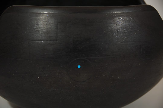 close up view of the side of the bowl