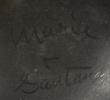 Signature of Maria Montoya Poveka Martinez (1887-1980) Pond Lily