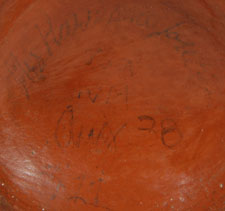 Someone wrote in pencil on the bottom “Harviana Toribio Zia N.M 1938 No. 11.”  It was probably not put there by the potter but by the purchaser.  Such collection data is rare and very important.