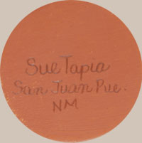 Sue Tapia (1945 - ) signature