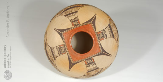 Alternate TOP view of this wonderful seed jar by Priscilla Nampeyo.