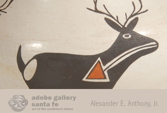 close up view of the Zuni style heartline deer image.