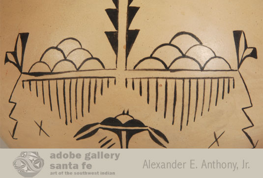 Beautiful view of one of the side panels.