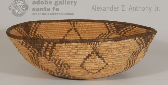 Alternate Side view of this basket.