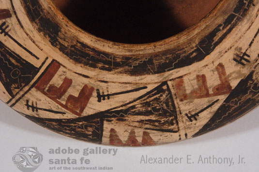 Close up view of this Seed Jar by Nampeyo of Hano. Close up view of this Seed Jar by Nampeyo of Hano.