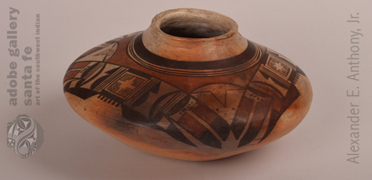 Alternate view of this Nampeyo seed jar.
